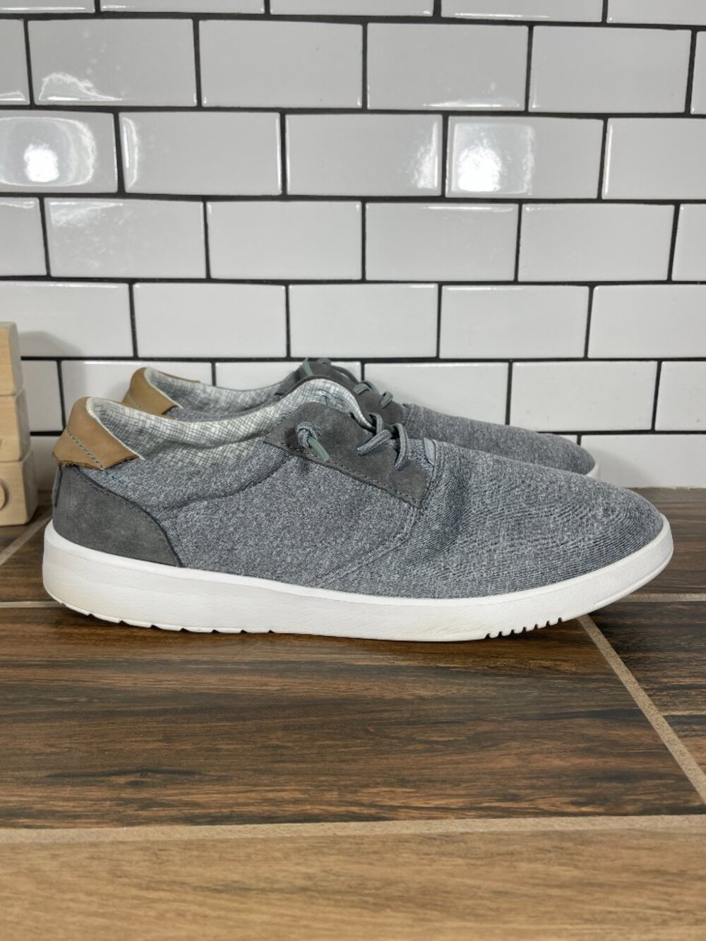 Hey Dude Hugo Shoes Mens Size 11 Stretch Gray Lightweight Casual Slip On - Picture 3 of 13